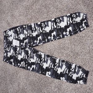 Femme Luxe Camo Print Women's Pants NWT